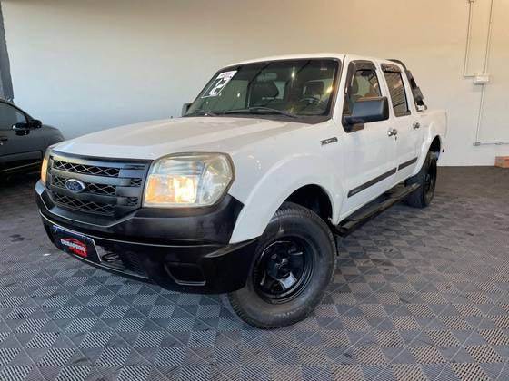 FORD RANGER 3.0 XLT 4X2 CD 16V TURBO ELETRONIC DIESEL 4P MANUAL